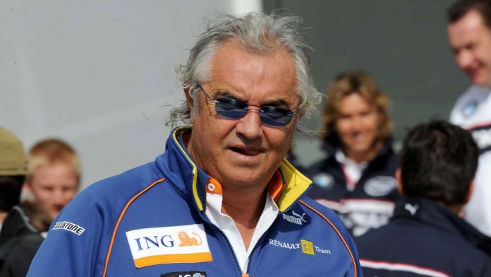 Briatore sulla Ferrari: 'Dovrebbe stare in Inghilterra'
