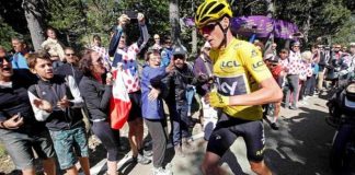 Clamoroso al Tour, Froome a piedi sul Ventoux! Froome a piedi sul Ventoux dopo avere perso la bici