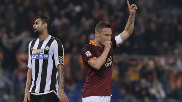 Totti in campo dal primo minuto? Roma - Udinese probabili formazioni Totti