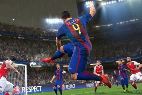 Suarez sarà una delle stelle di Pes 2017 Pes 2017 demo da oggi disponibile