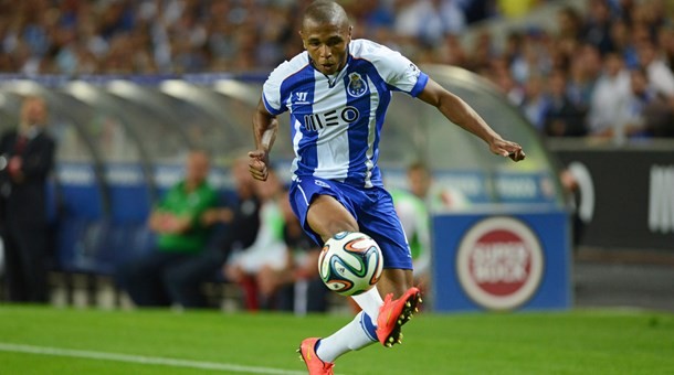 brahimi Playoff Champions Roma-Porto