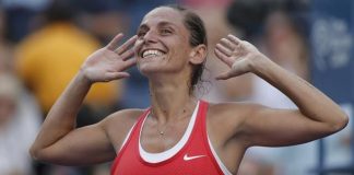 Vinci più forte della sfortuna: Tsurenko ko, ora i quarti Us Open Vinci