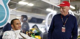 Hamilton contro Mercedes: ‘Perché solo il mio motore?’ Hamilton polemica Mercedes