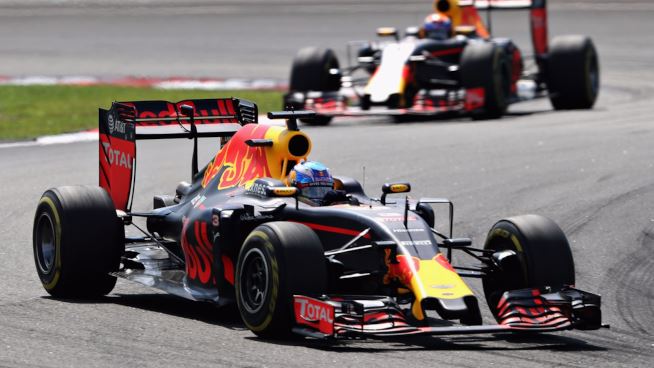 Gp Malesia 2016 doppietta Red Bull