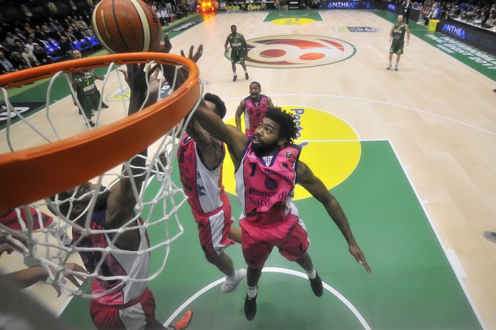 Basket Final Eight Stipcevic piega Avellino, Sassari in semifinale.