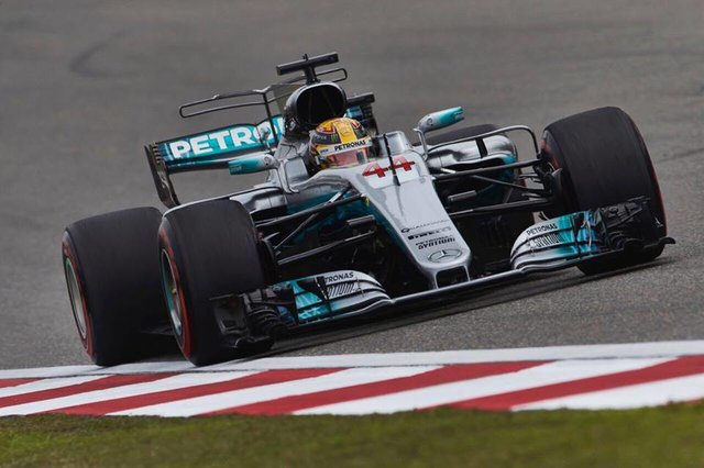 hamilton Gp Cina 2017 pagelle