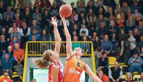Schio Lucca Finale, stasera gara2: le arancioni non possono sbagliare Schio Lucca Finale, stasera gara2: le arancioni non possono sbagliare