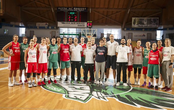 Nazionale Femminile Crespi Contagio Azzurro, ora si parte Nazionale Femminile Crespi Contagio Azzurro, ora si parte