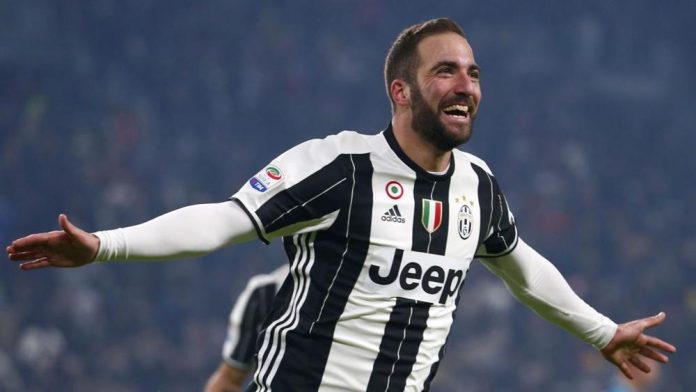 juve Infortunio Higuain mano sinistra