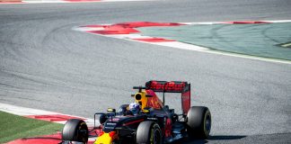 Kvyat Ferrari 2018