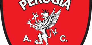 Perugia, lo speaker sbaglia il cognome di Davide Astori: licenziato! Perugia speaker licenziato Astolfi