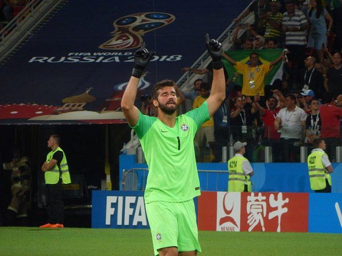 Alisson Alisson al Liverpool ufficiale