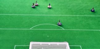Da corso Magenta a San Siro nel giorno di Inter-Milan Subbuteo Inter Village