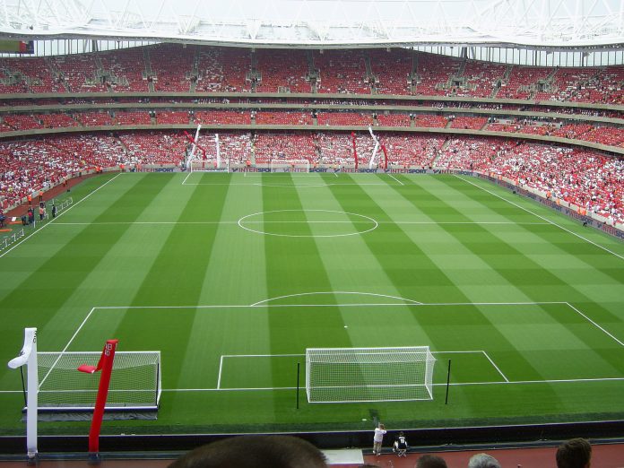 Emirates Stadium Arsenal norme regolamento ripresa Premier League