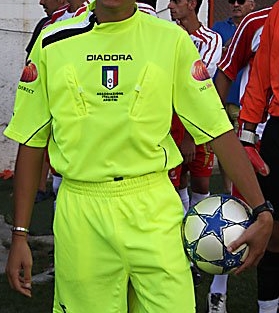 arbitro calcio cambiamenti regolamento 2020