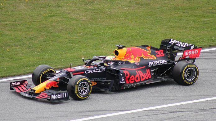 red bull F1 sprint race pro e contro