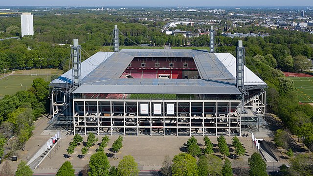 Drohnenaufnahme Rheinenergie-Stadion im Sportpark Müngersdorf Pronostico vincente Gruppo E