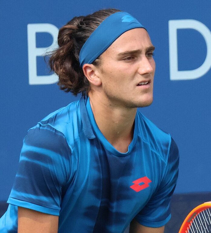 Pronostico e quote Raphael Collignon - Mattia Bellucci, Halle 18-06-2026